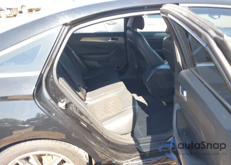 2017 Hyundai Sonata Sport 2.0T from USA, damaged, VIN 5NPE34AB8HH472286